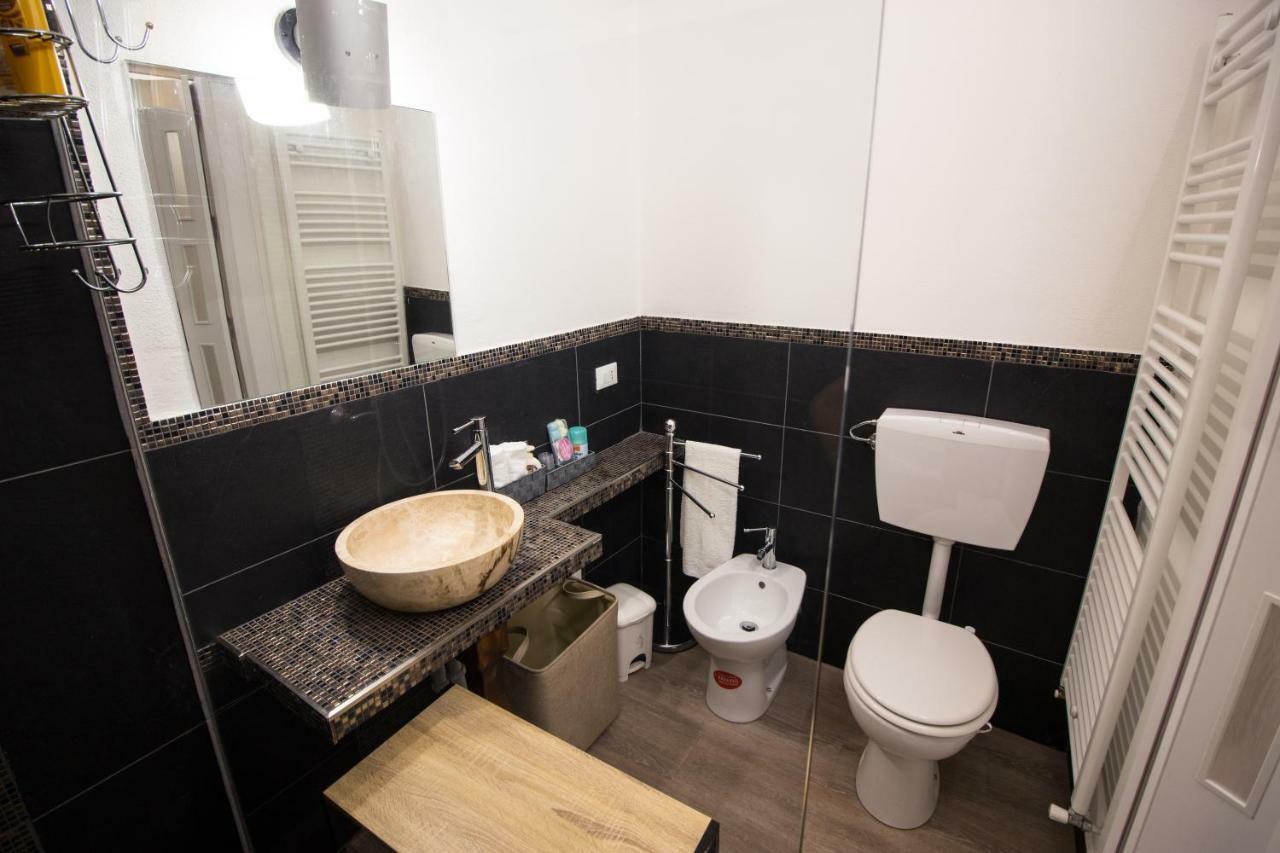 Loft & Espace Maison 1706 Lago Orta Borgomanero Esterno foto