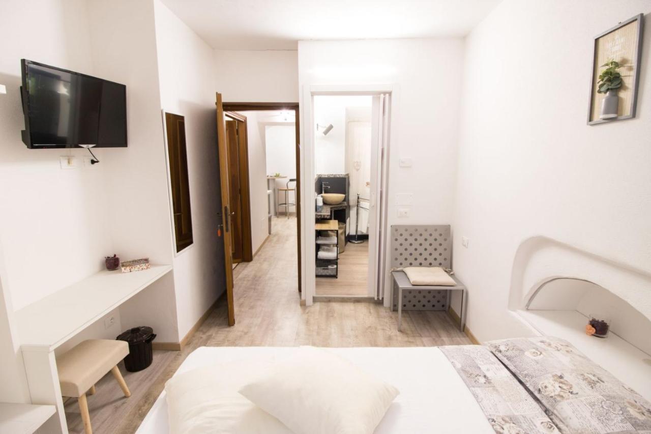 Loft & Espace Maison 1706 Lago Orta Borgomanero Esterno foto